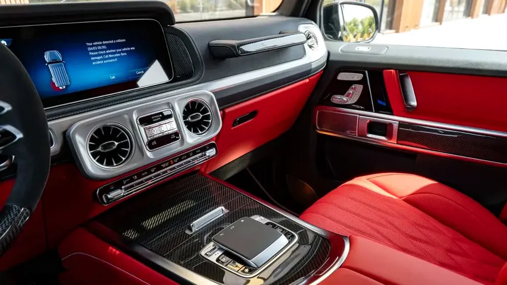 Mercedes-Benz G-Class 63 AMG 2025 - Image 13