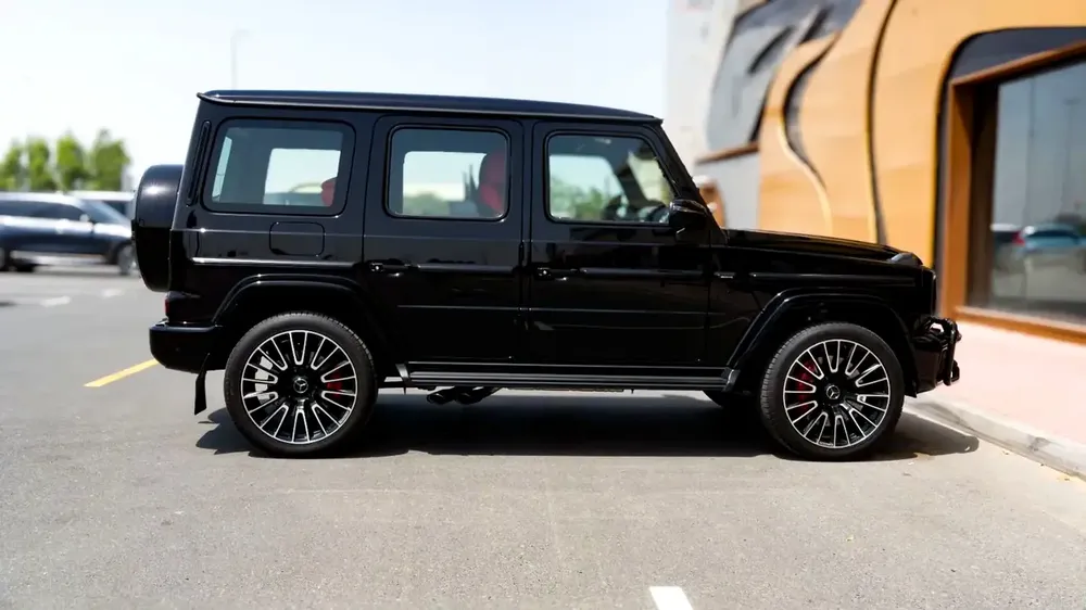 Mercedes-Benz G-Class 63 AMG 2025 - Image 8