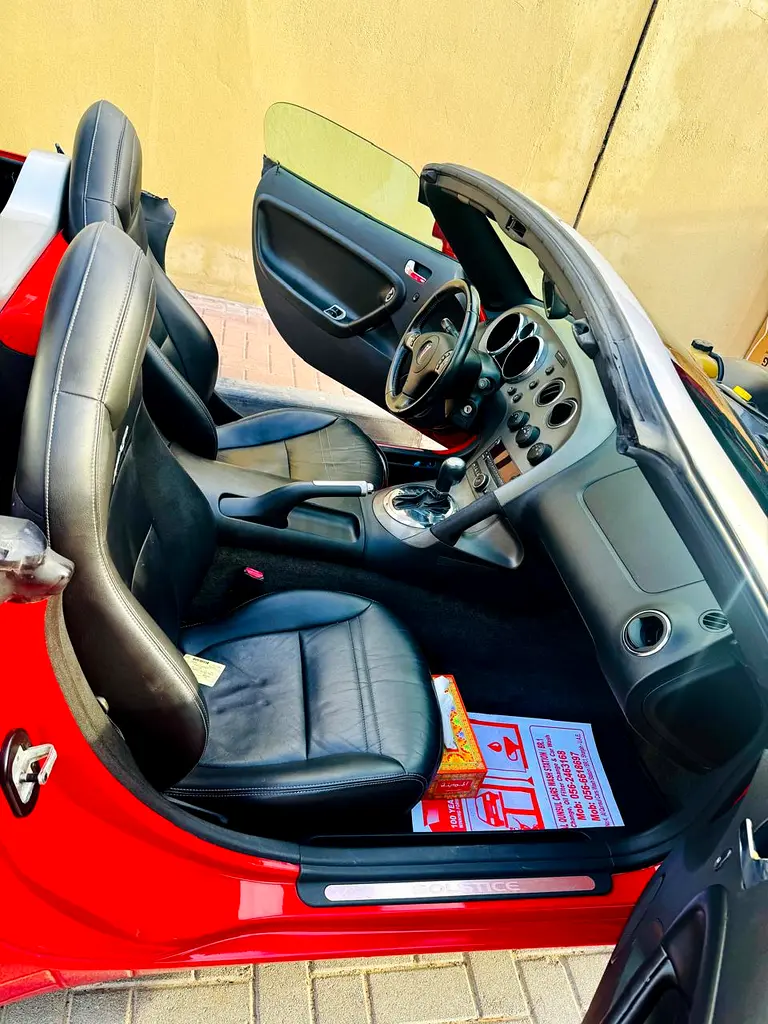 Pontiac Solstice GXP ( Collectors dream  American Muscle SPORTS CAR) - Image 7