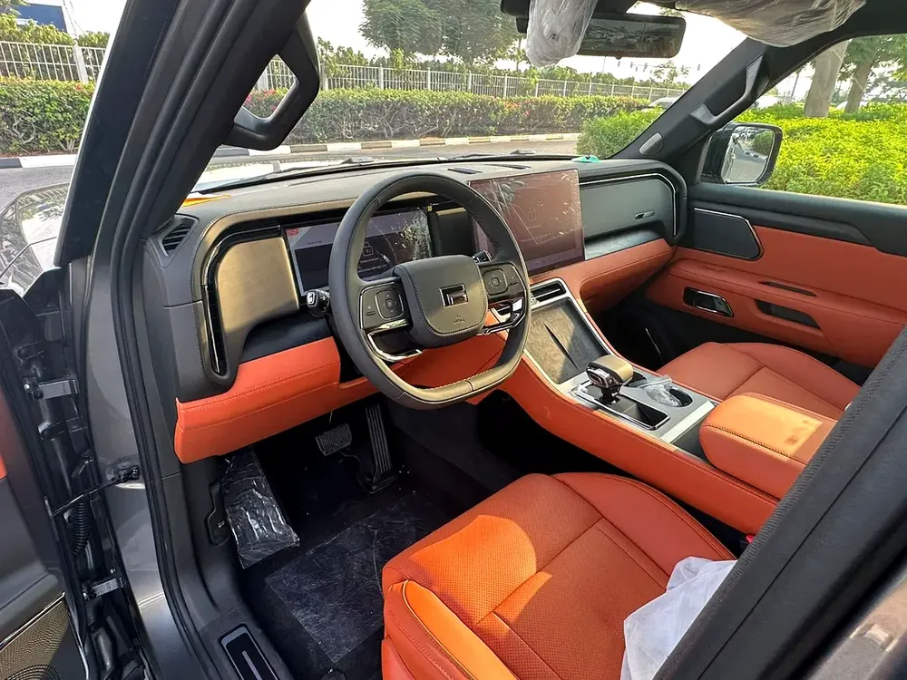 Rox01 / 7 Seats - Image 10