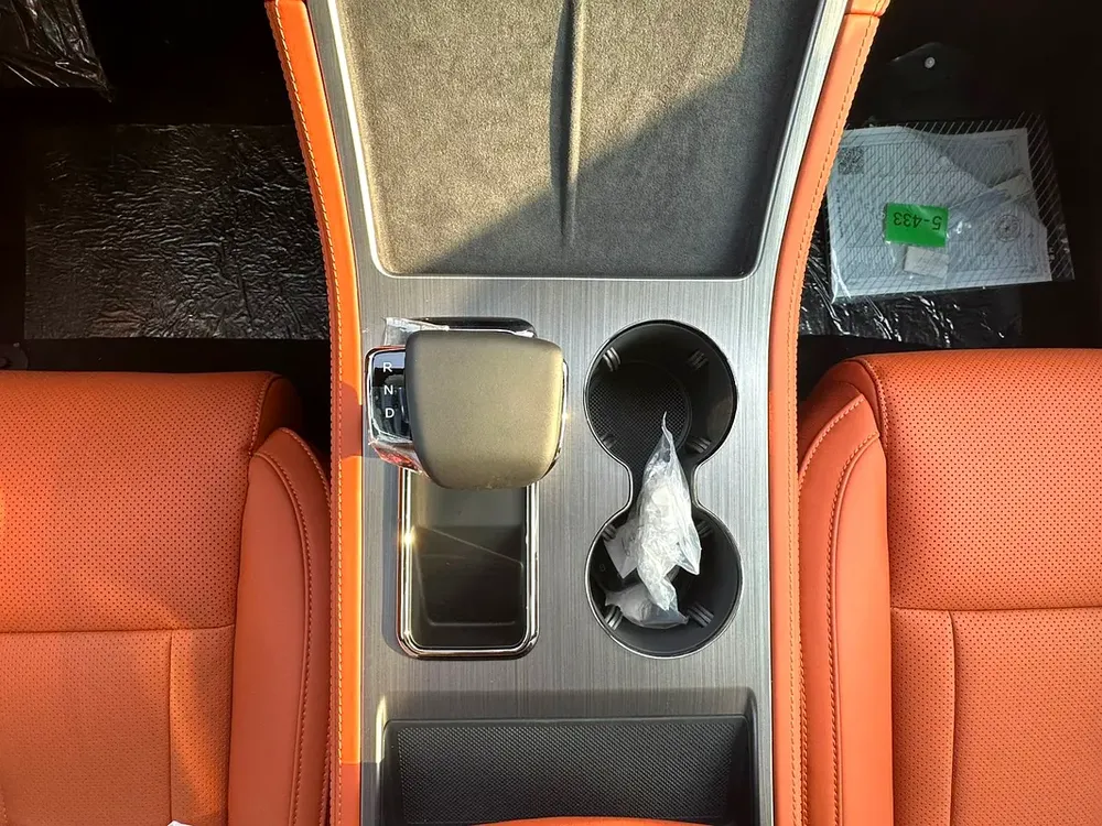 Rox01 / 7 Seats - Image 12