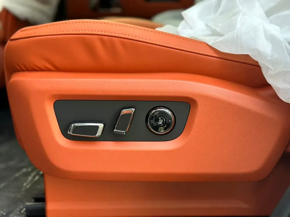 Rox01 / 7 Seats - Image 14
