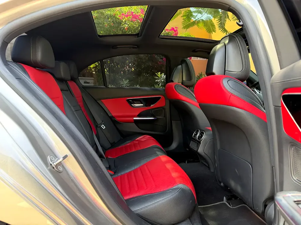 GCC C200 ///AMG UNDER WARRANTY and SERVICE CONT - Image 10