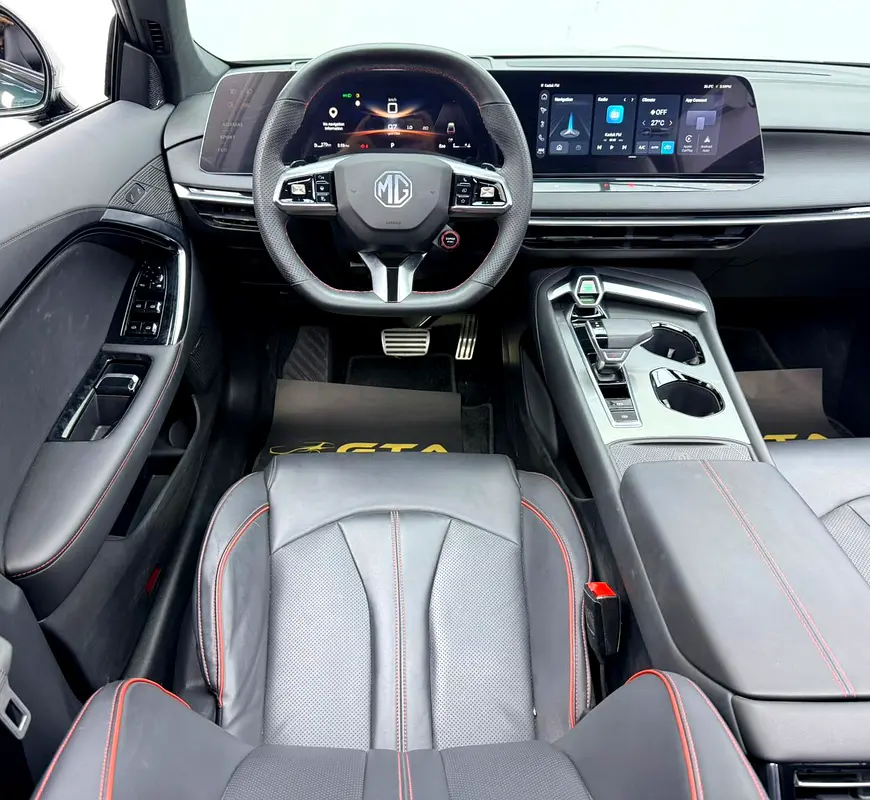 2025 MG 7 Deluxe(Trophy Edition), MG Warranty+Service Contract+Full Service History, GCC - Image 8