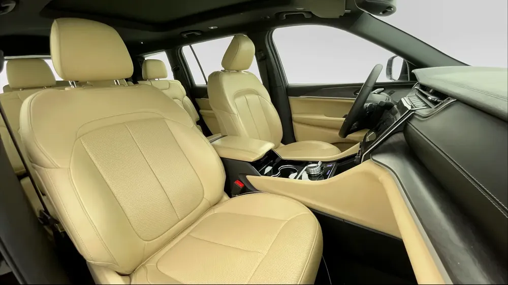 AED 1,941/m | 0 DP | Free 1 Year Warranty | Service History | 30D Return | JEEP GRAND CHEROKEE 2023 - Image 6