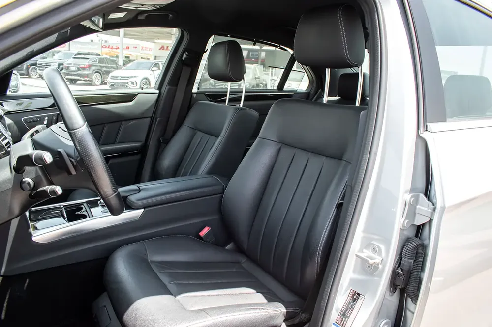 Mercedes Benz E400 Hybrid (2013) - Image 15