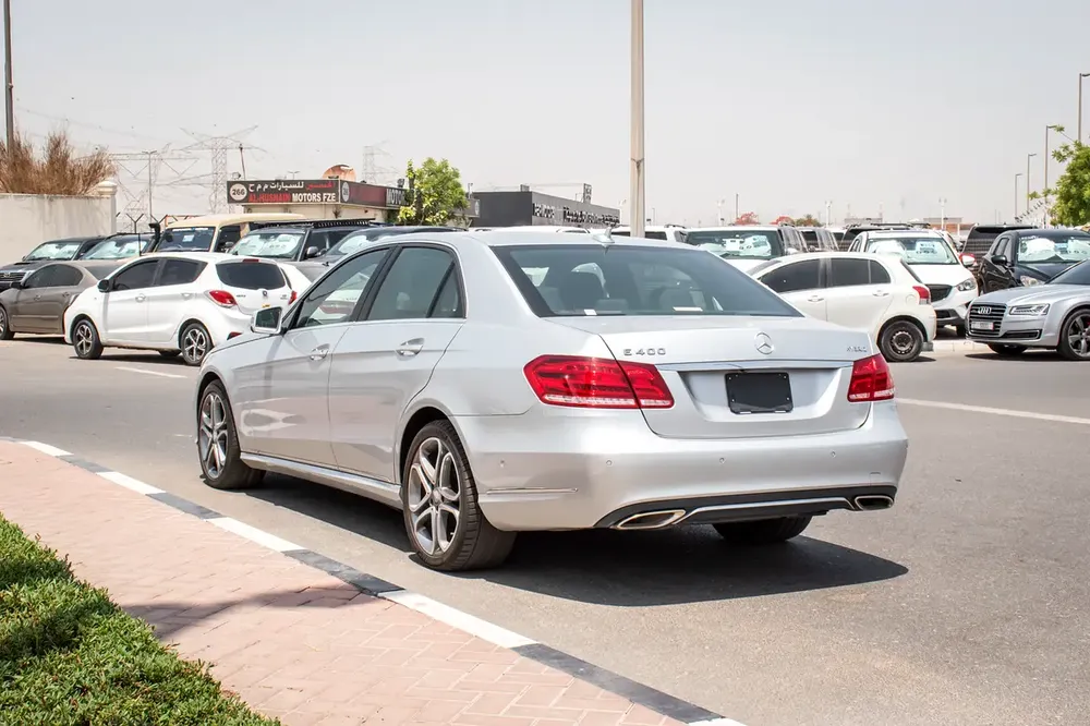 Mercedes Benz E400 Hybrid (2013) - Image 4