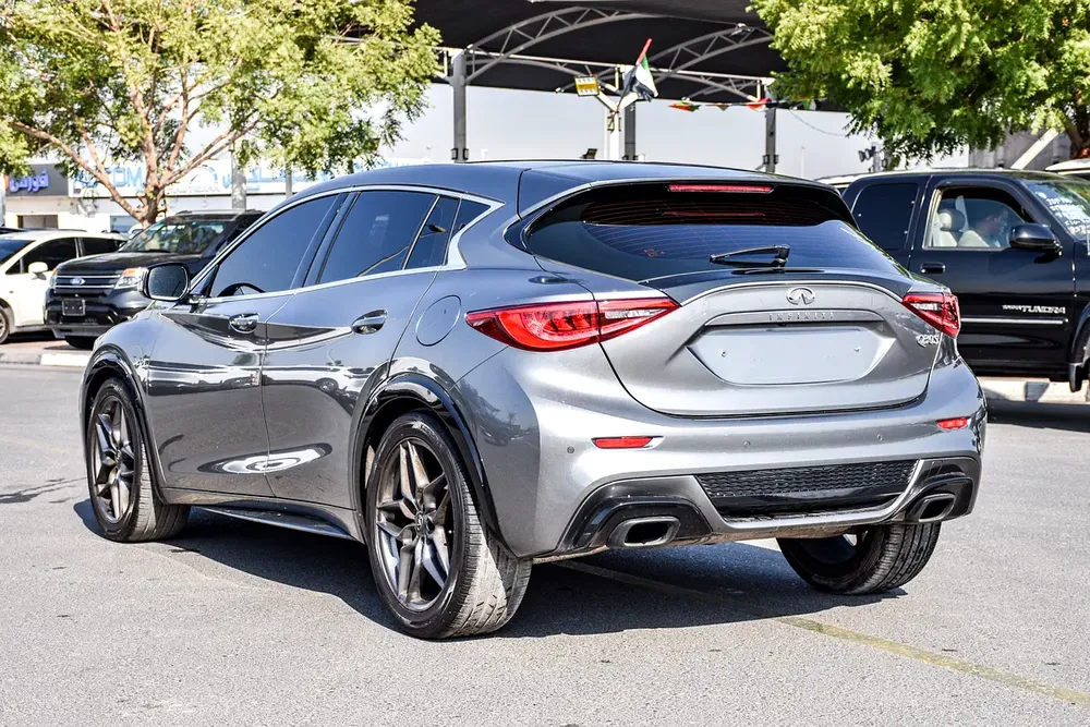2018 Infiniti Q30 Exclusive-2.0L, FROM KOREA, ACCIDENT FREE - Image 5