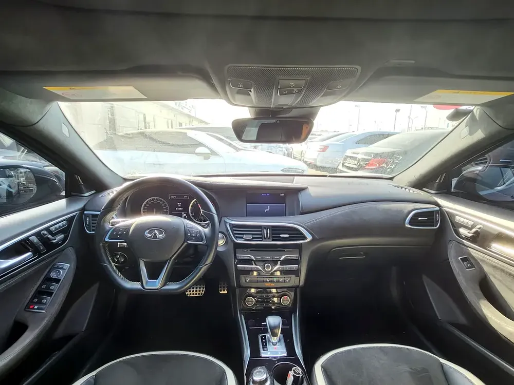 2018 Infiniti Q30 Exclusive-2.0L, FROM KOREA, ACCIDENT FREE - Image 9