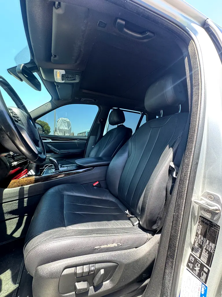 BMW X5 xDrive35i 2016 GCC Specs - Excellent Condition - Image 8