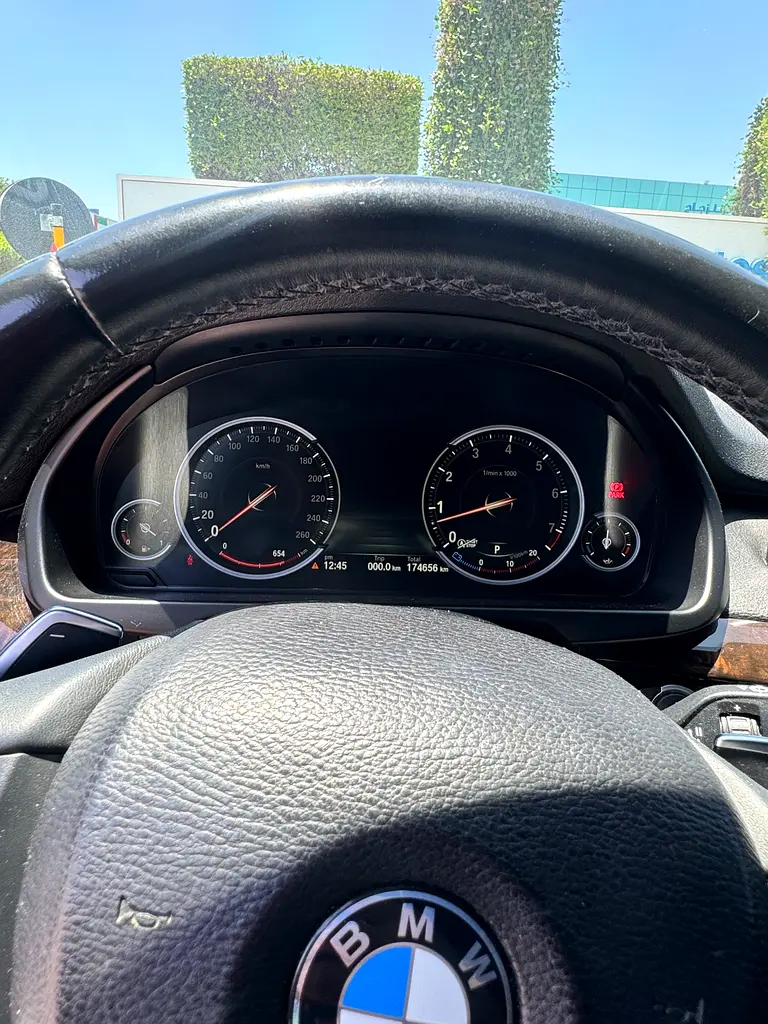 BMW X5 xDrive35i 2016 GCC Specs - Excellent Condition - Image 9