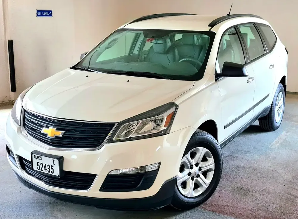 BEST!!!  CHEVROLET TRAVESE LS GCC IN MINT CONDITION !!! - Image 11
