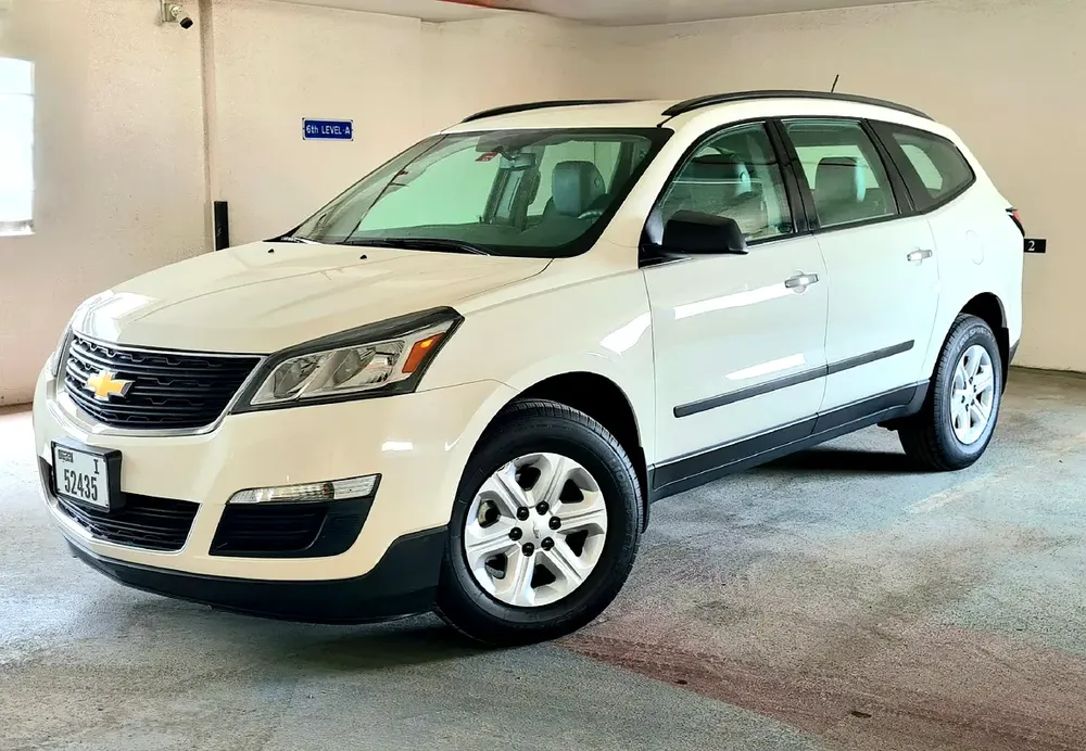 BEST!!!  CHEVROLET TRAVESE LS GCC IN MINT CONDITION !!! - Image 17