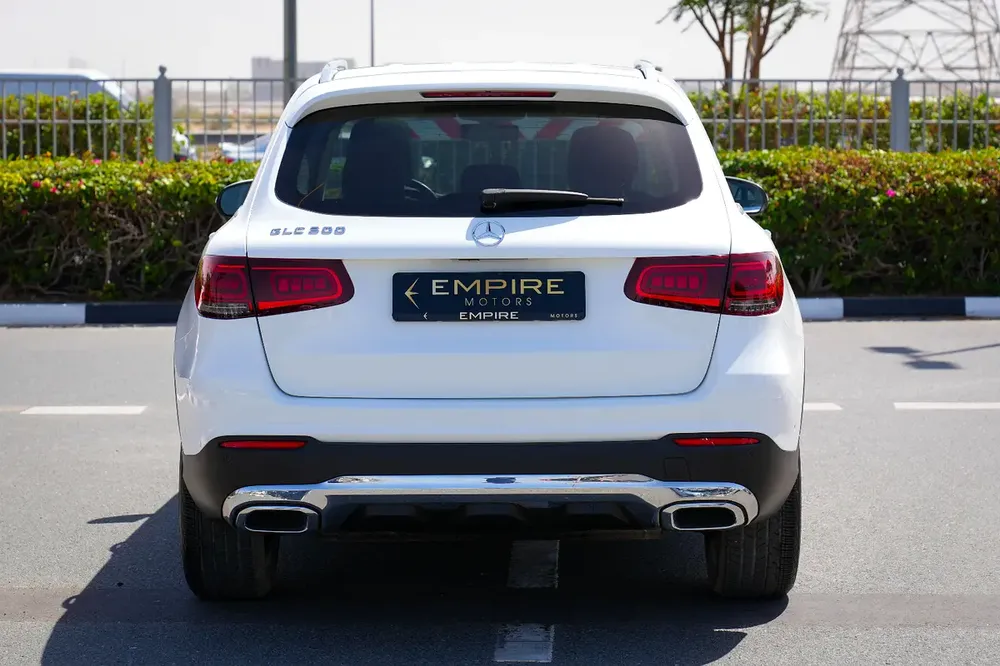 Mercedes-Benz GLC 300 4MATIC 2020 - American Specs - Image 4