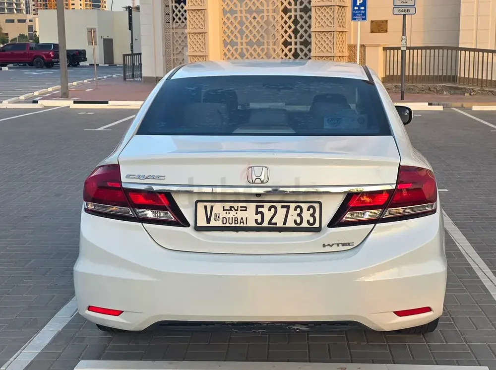 Honda Civic 2014 1.8 i-VTEC GCC Specs - Image 6