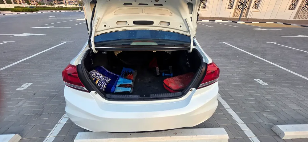 Honda Civic 2014 1.8 i-VTEC GCC Specs - Image 9