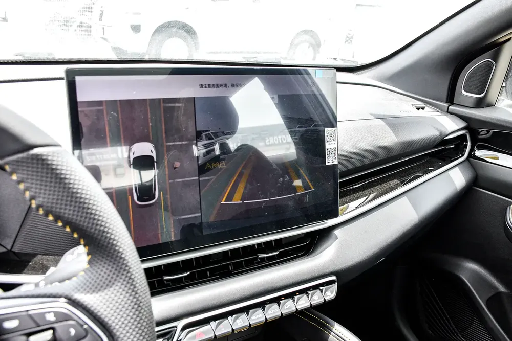 New 2025 Geely Coolray - - Image 13