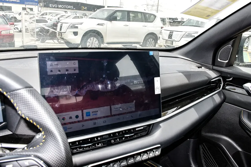 New 2025 Geely Coolray - - Image 9
