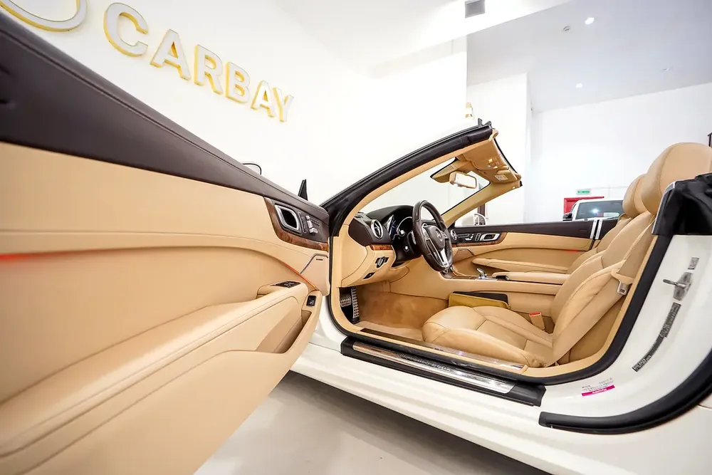 AED 3069 PM | MERCEDES BENZ SL400 AMG 2016 | PRISTINE CONDITION | 1 YEAR WARRANTY | GCC - Image 10