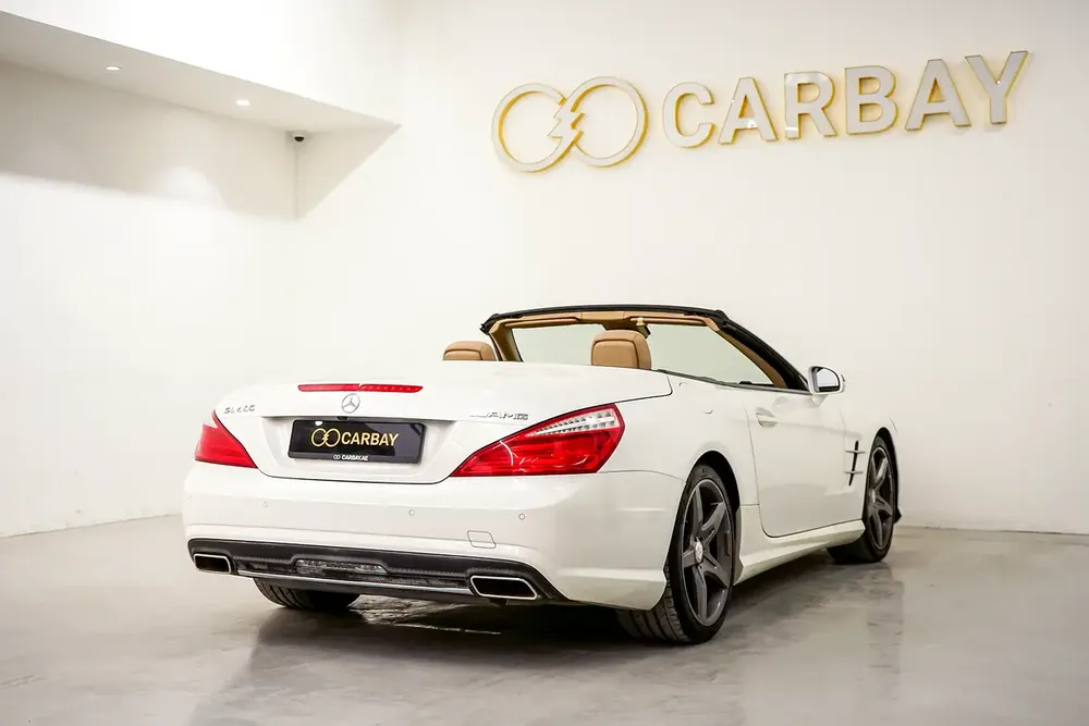 AED 3069 PM | MERCEDES BENZ SL400 AMG 2016 | PRISTINE CONDITION | 1 YEAR WARRANTY | GCC - Image 6