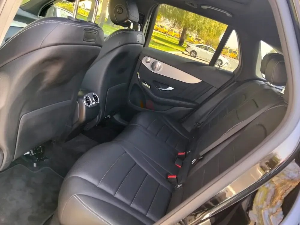 Mercedes Benz GLC 300 - Full Option - Excellent Car - Image 8