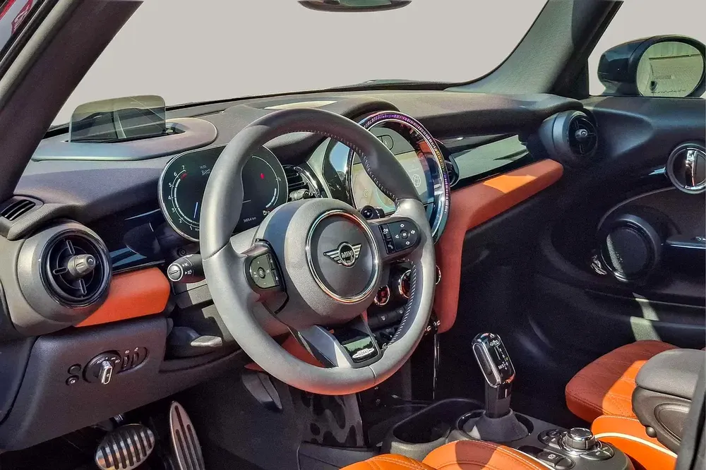 AED 1900/month | 2024 MINI Cooper  | GCC Specs | Ref#420804 - Image 11