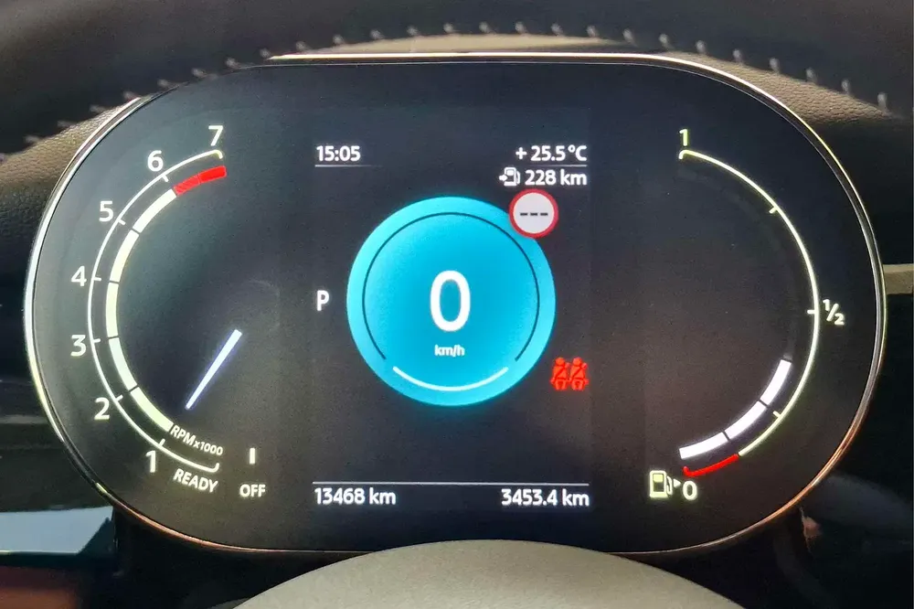 AED 1900/month | 2024 MINI Cooper  | GCC Specs | Ref#420804 - Image 17