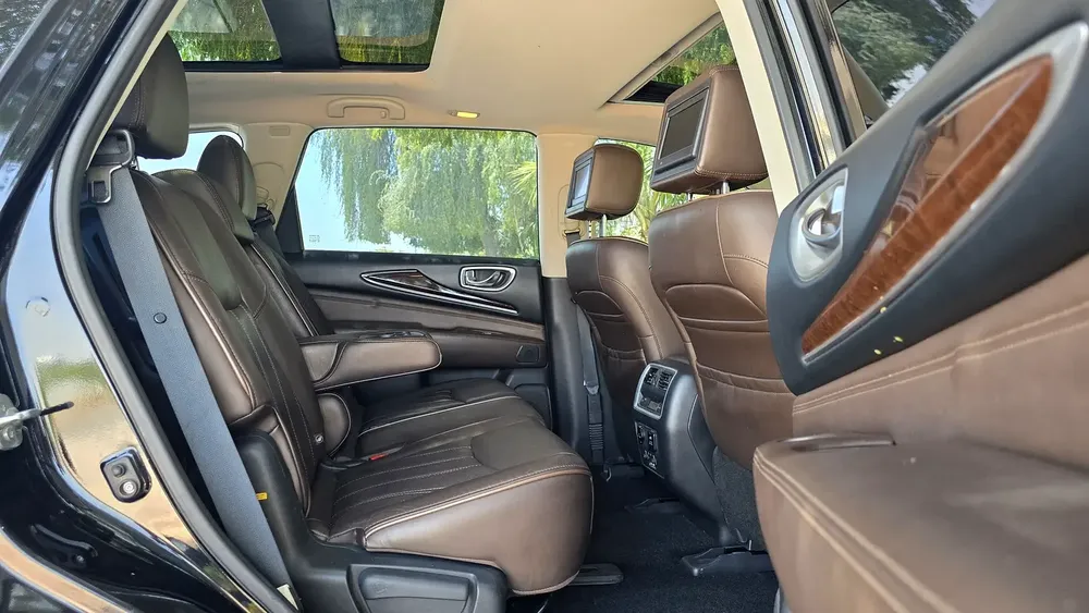 Infiniti QX60 2015 Luxury | GCC Specs | Well Maintained - Image 10