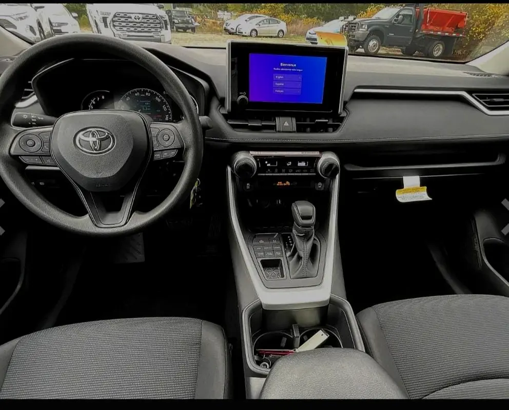 Toyota RAV4 LE 2026 - European Specs - Brand New! - Image 11