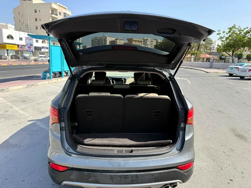 2015 Hyundai Santa Fe GLS | GCC Specs | 7-Seater - Image 11