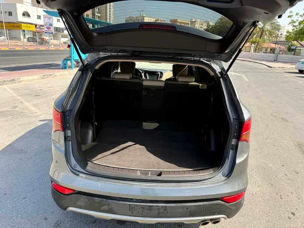 2015 Hyundai Santa Fe GLS | GCC Specs | 7-Seater - Image 12