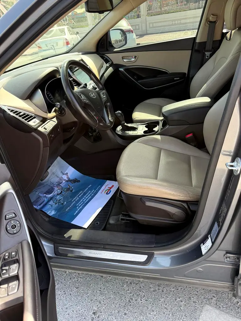 2015 Hyundai Santa Fe GLS | GCC Specs | 7-Seater - Image 16
