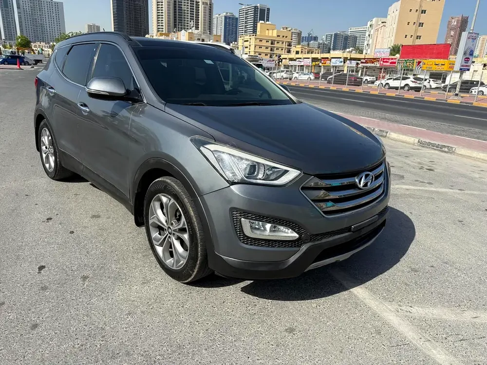 2015 Hyundai Santa Fe GLS | GCC Specs | 7-Seater - Image 4