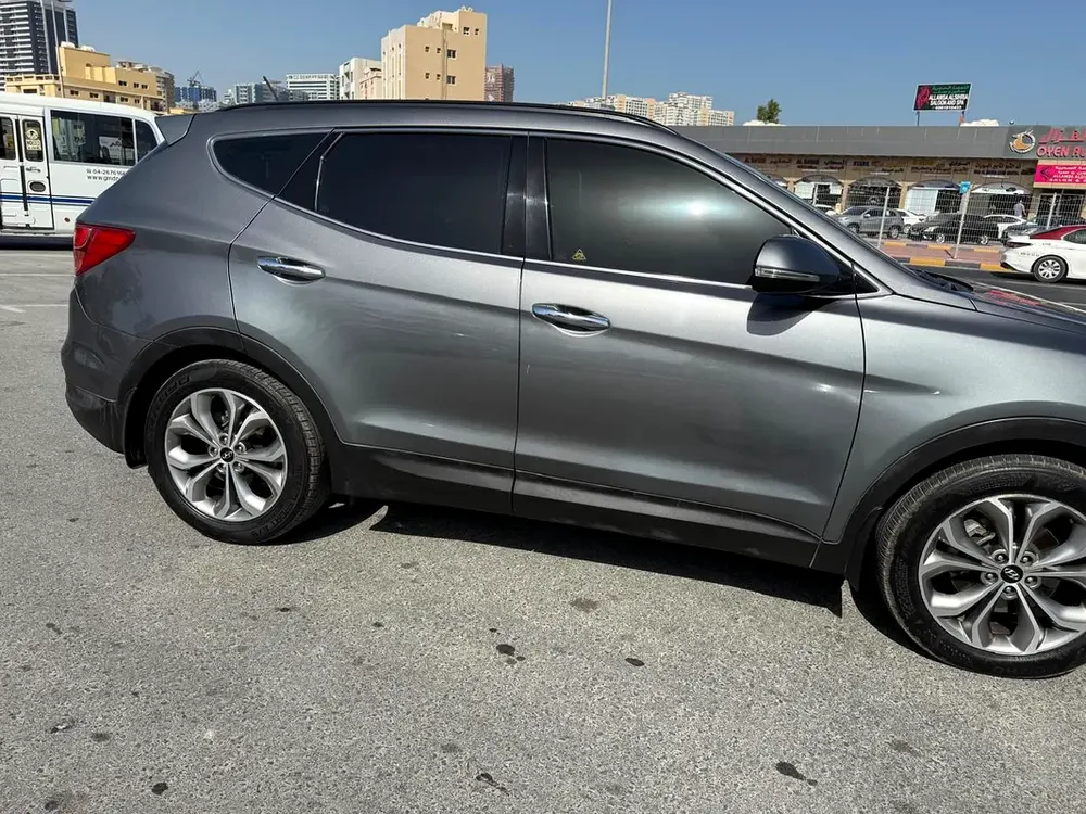 2015 Hyundai Santa Fe GLS | GCC Specs | 7-Seater - Image 6