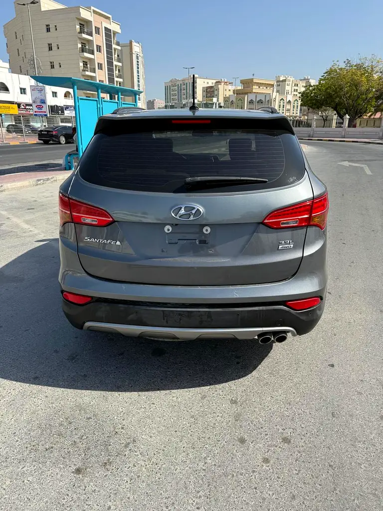 2015 Hyundai Santa Fe GLS | GCC Specs | 7-Seater - Image 8