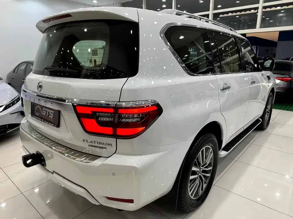Nissan Patrol LE Platinum 2020 GCC Specs - Image 4