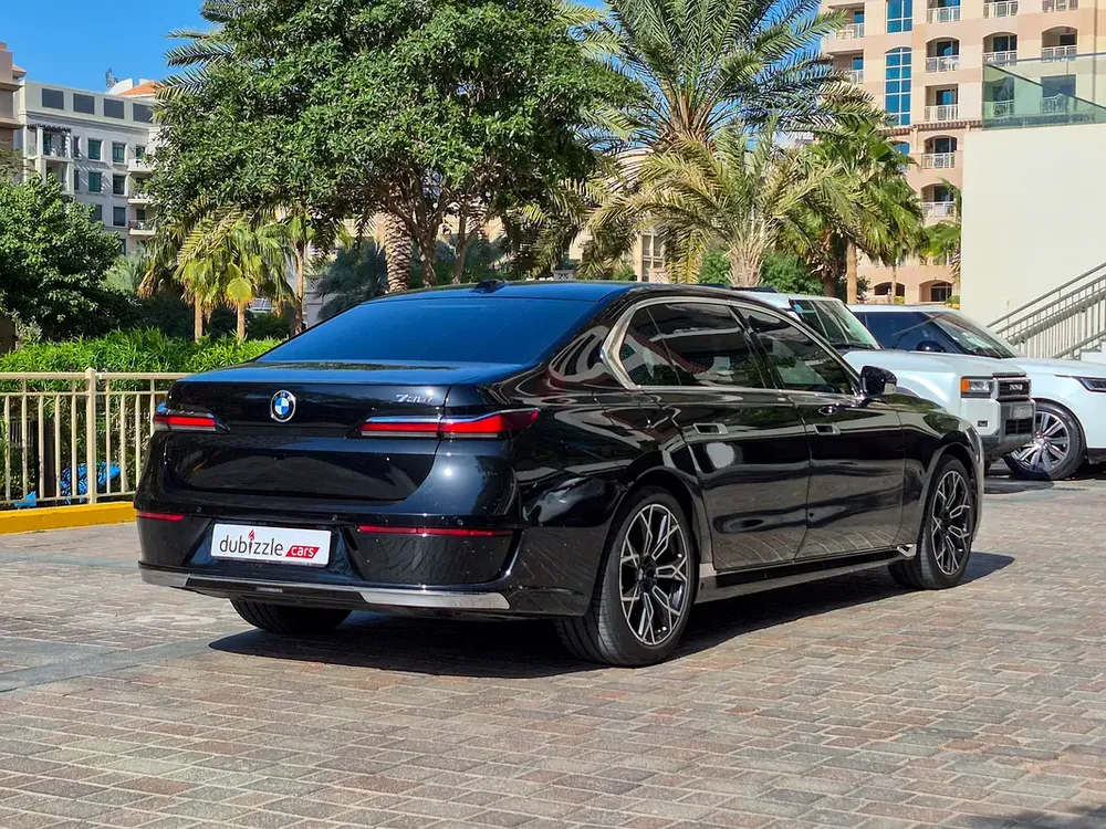 AED 5546/month | 2024 BMW 7-Series 735i | GCC Specs | Ref#418576 - Image 6
