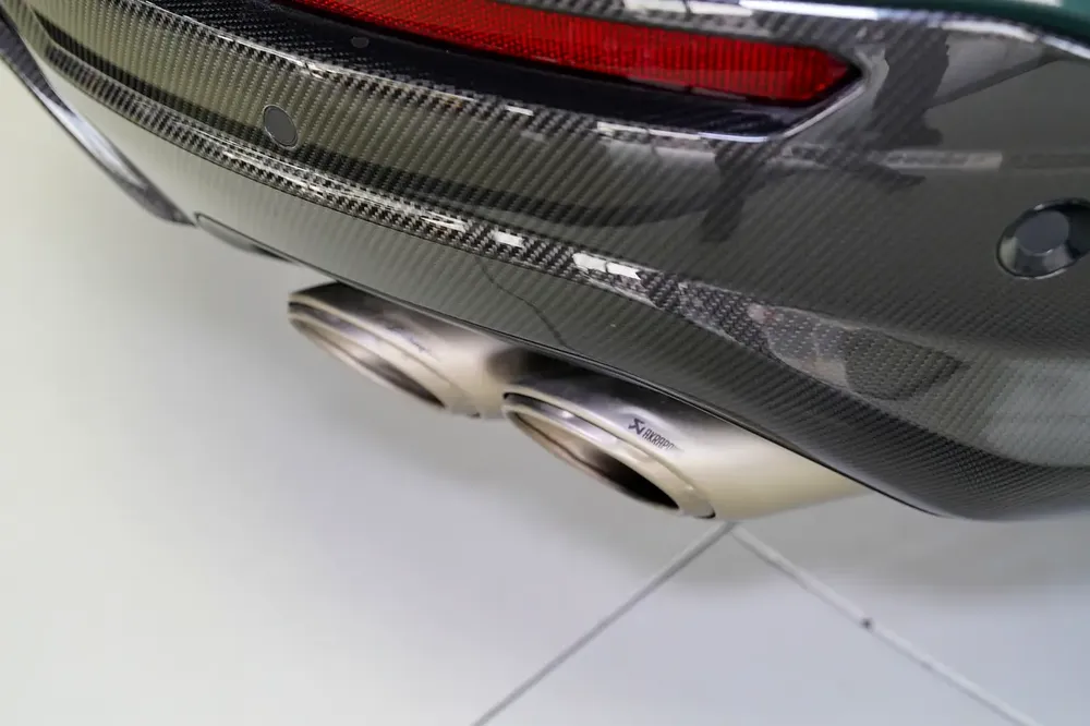 CARBON BONNET | CARBON INTERIOR | CARBON EXTERIOR | AKRAPOVIC EXHAUST | DEALER WARRANTY | GCC - Image 19