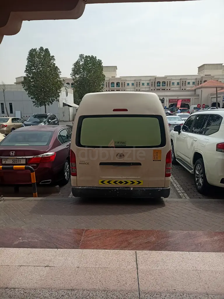 Toyota Hiace 2013 Model - Image 5