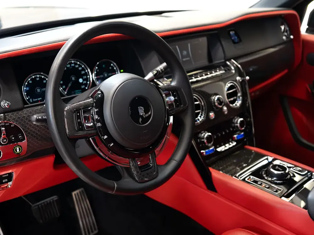 2021 | PREMIUM BLACK BADGE | RED INTERIOR | GCC | V12 TWIN-TURBO | FULL OPTION | PERFECT CONDITION - Image 15