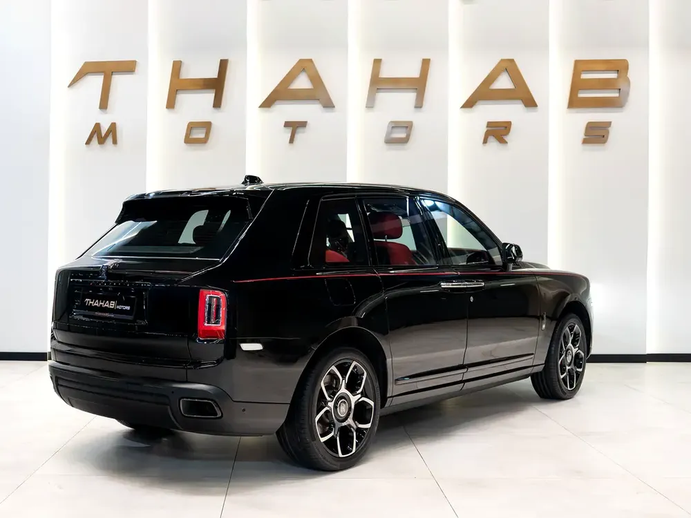 2021 | PREMIUM BLACK BADGE | RED INTERIOR | GCC | V12 TWIN-TURBO | FULL OPTION | PERFECT CONDITION - Image 7