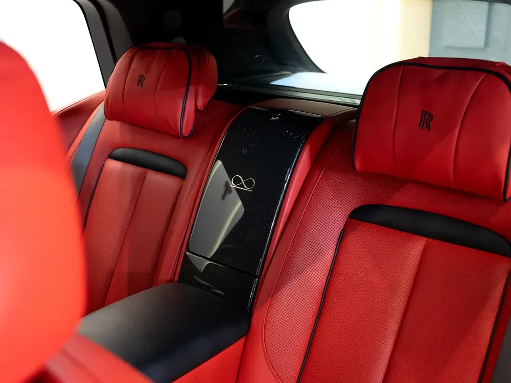 2021 | PREMIUM BLACK BADGE | RED INTERIOR | GCC | V12 TWIN-TURBO | FULL OPTION | PERFECT CONDITION - Image 9