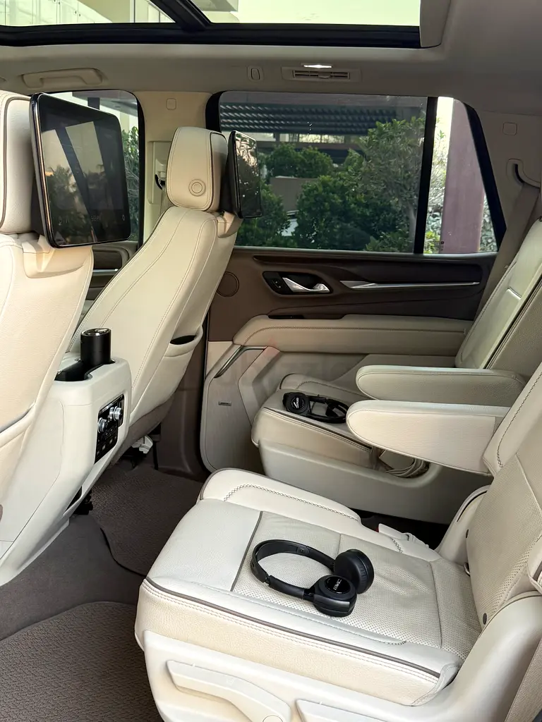 GMC Yukon Denali - Image 10