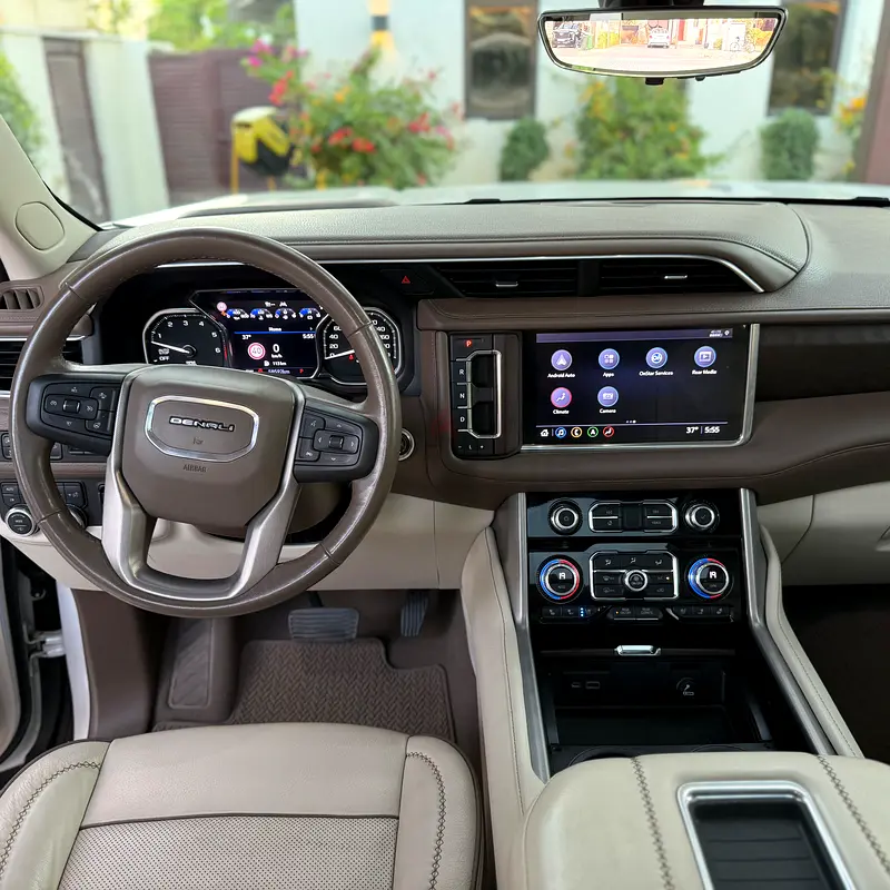 GMC Yukon Denali - Image 14