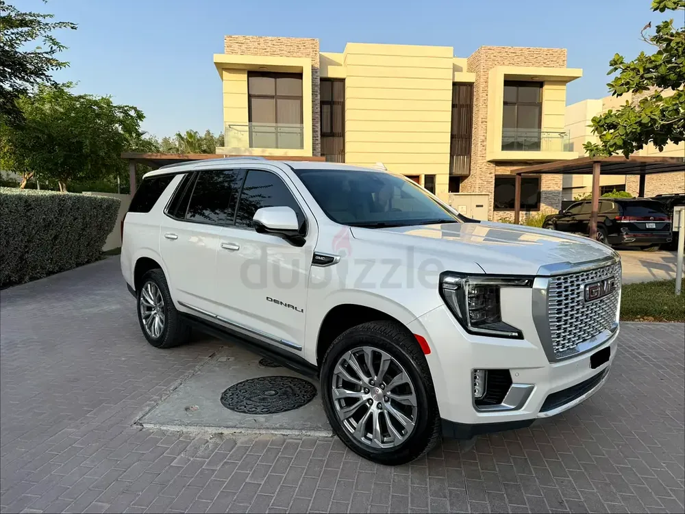 GMC Yukon Denali - Image 4