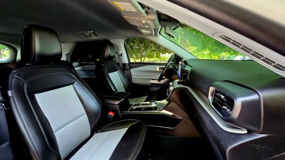 FORD EXPLORER 2022 - Image 12