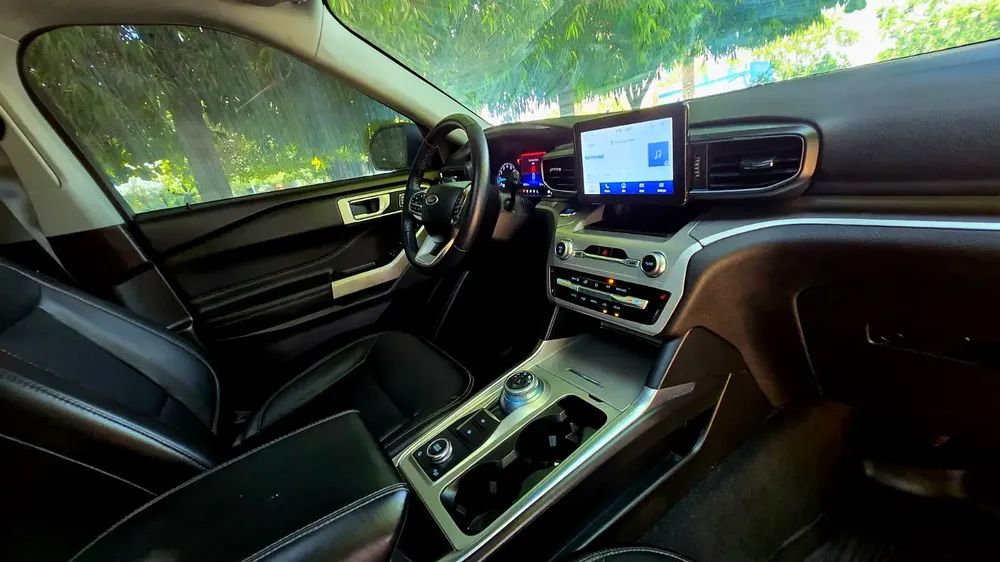 FORD EXPLORER 2022 - Image 17