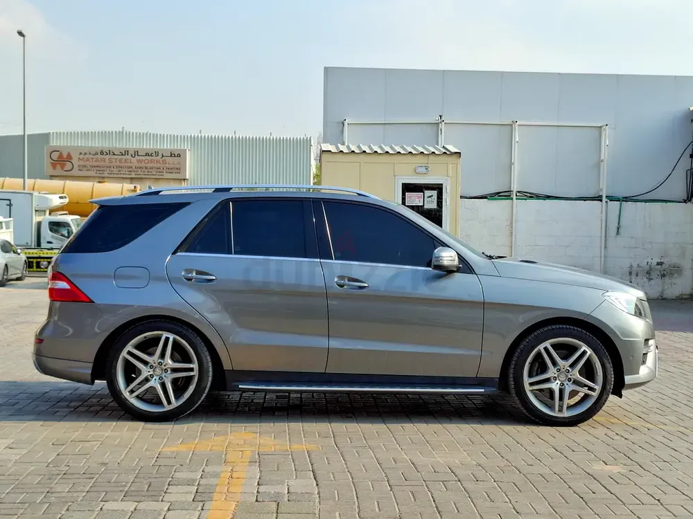 AED 1901/month | 2015 Mercedes-Benz M-Class ML 400 | GCC Specs | Ref#409883 - Image 4