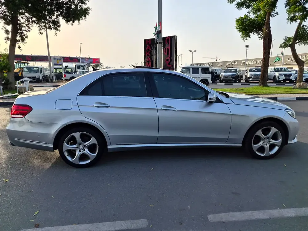 2014 MERCEDES BENZ E350 4MATIC-3.5L,FROM KOREA, ACCIDENT FREE - Image 7