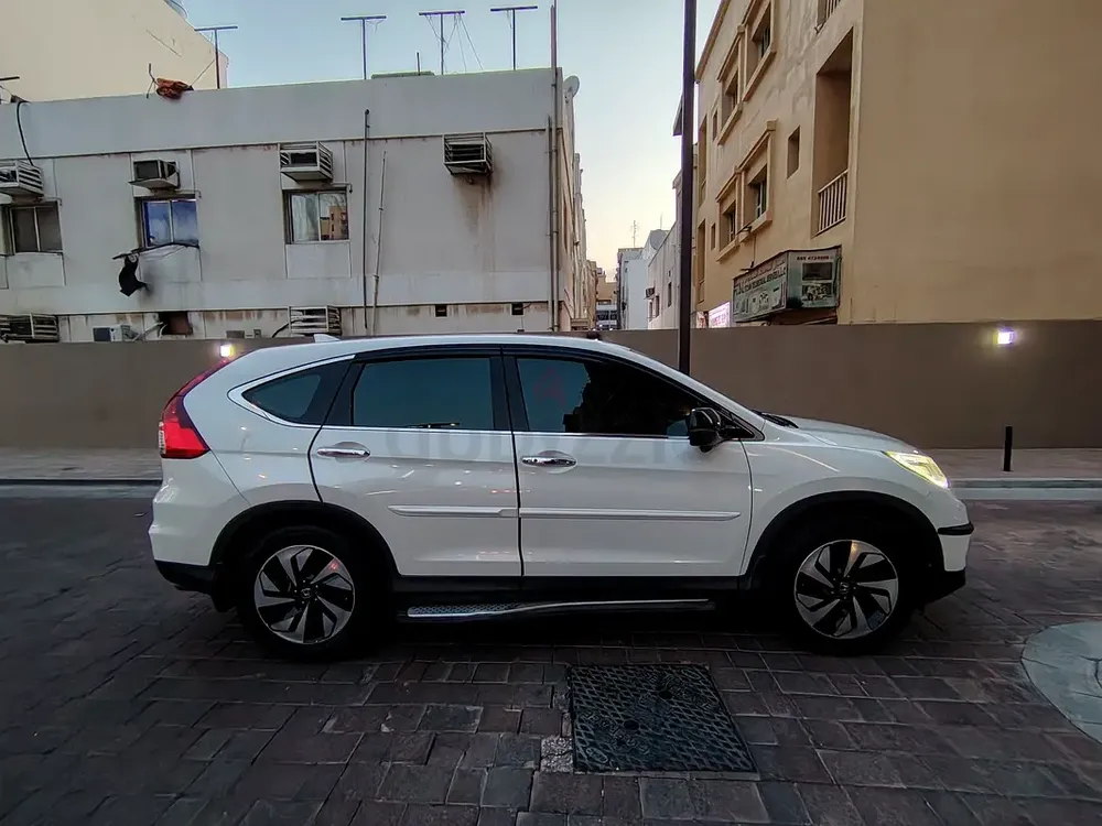 CRV | Family used top trim and condition - Image 4